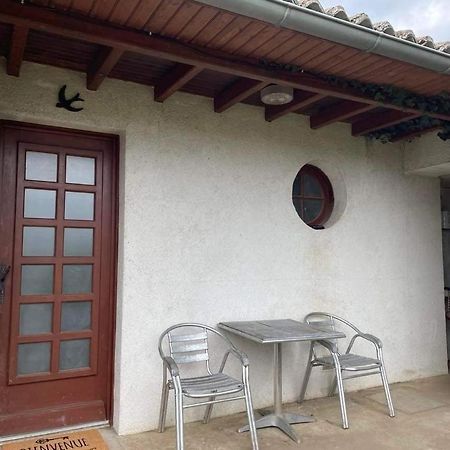 Availles-Limouzine May'S Cottage מראה חיצוני תמונה