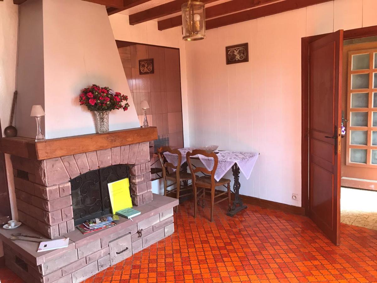 Availles-Limouzine May'S Cottage מראה חיצוני תמונה
