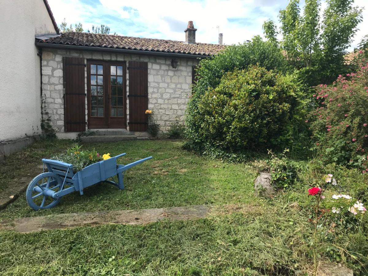 Availles-Limouzine May'S Cottage מראה חיצוני תמונה